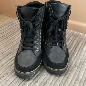 ALDO size 7 Black and Gold wedge sneaker